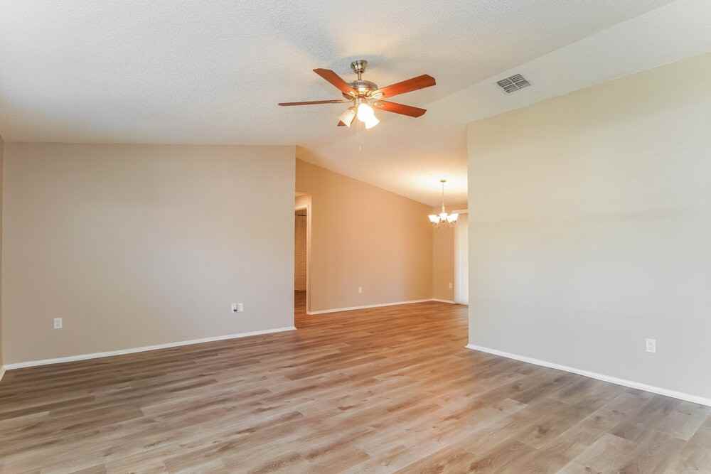 1175 Lambert Lane - Photo 7 of 16