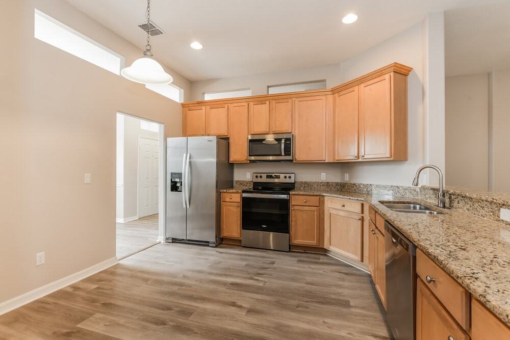 10217 Dovehill Lane - Photo 6 of 16