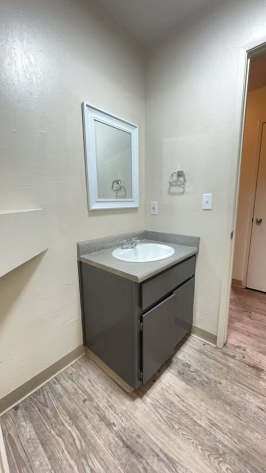 2350 Pinedale Ave #1 - Photo 3 of 10