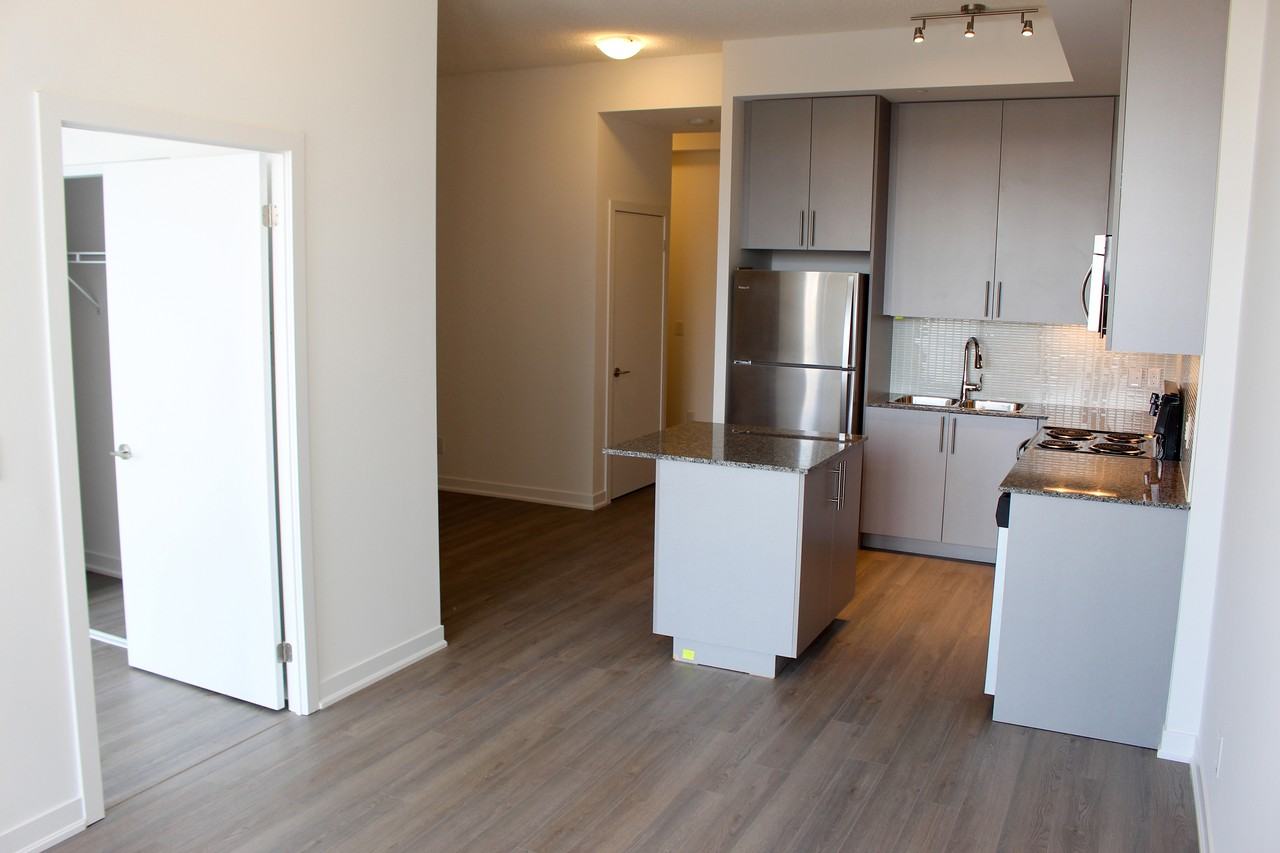 85 Duke St W #301 - Photo 7 of 13