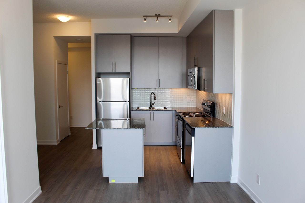 85 Duke St W #301 - Photo 5 of 13