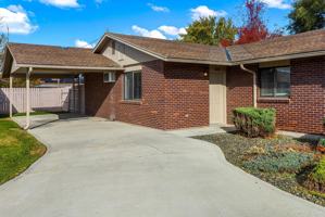 featured image of 214 N Park Ave