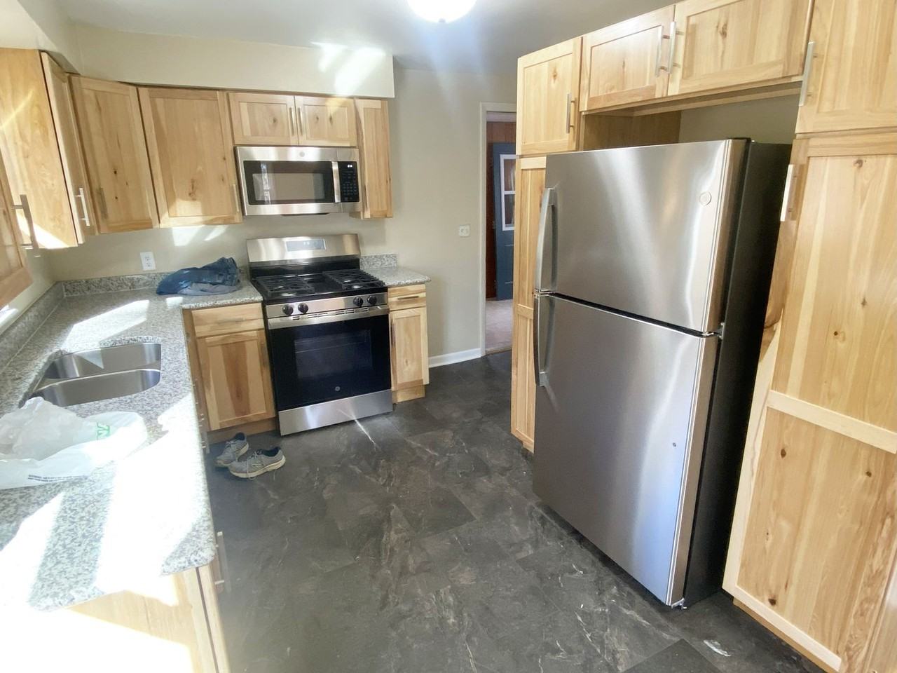 711 N 29th Ave - Photo 5 of 24