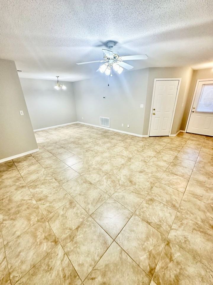 967 Tray Dr - Photo 3 of 42