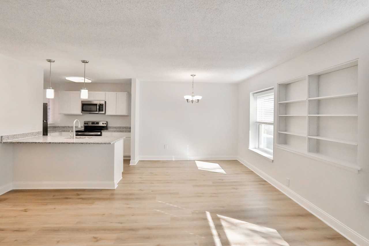 Spring Valley Apartments - Photo 6 of 19