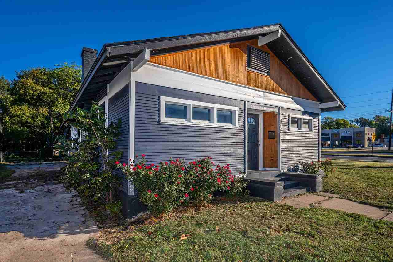 1209 Stanley St Sw - Photo 2 of 24