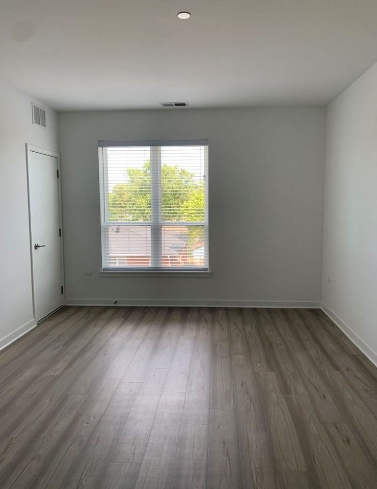 10 N Main - Photo 7 of 50