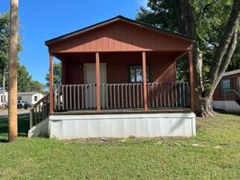 featured image of 195 Ne Coachlight Dr