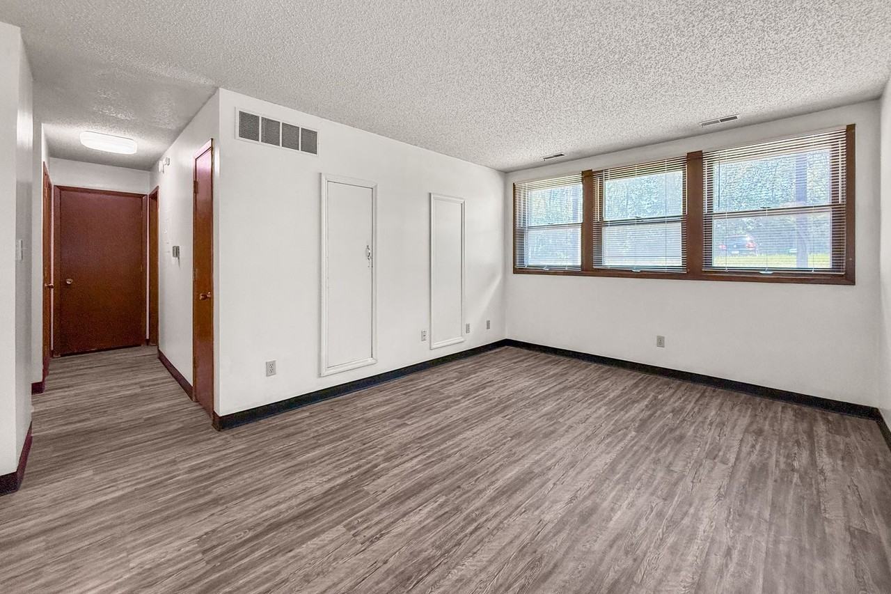 612 S 16th St (Pheasant Run) - Photo 2 of 13