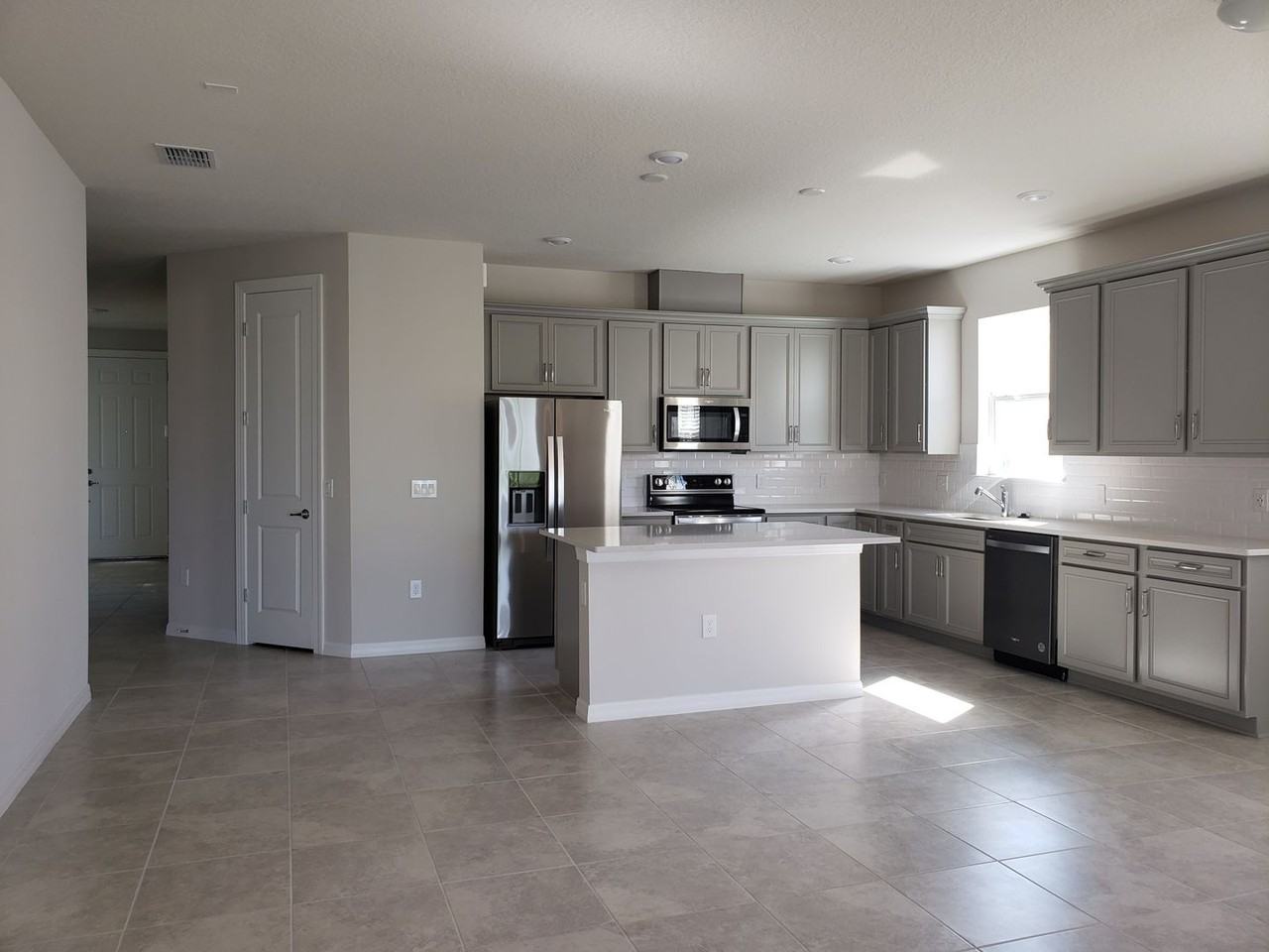 17244 Cagan Crossings Boulevard - Photo 4 of 14