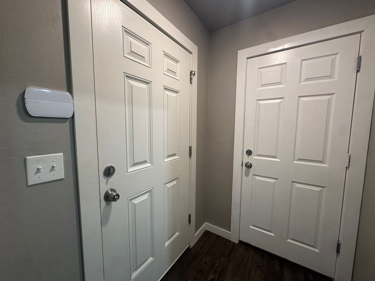 797 Sw 13th St - Photo 3 of 25