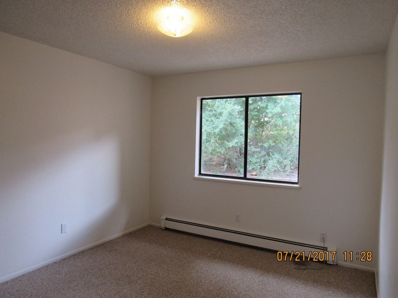 688 Clarkson Ave - Photo 6 of 9