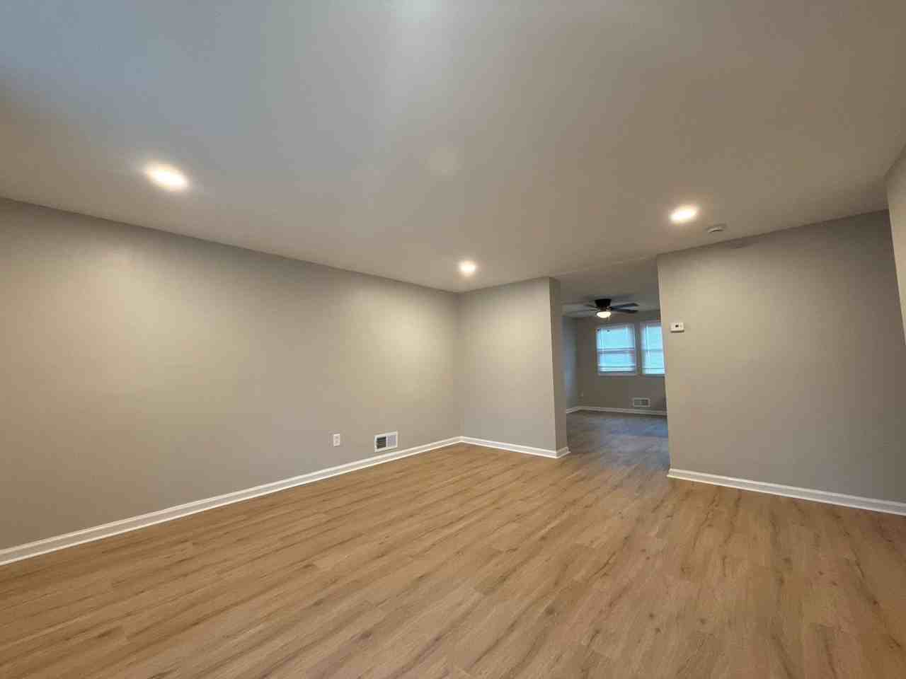 1037 Bayner Rd - Photo 2 of 15