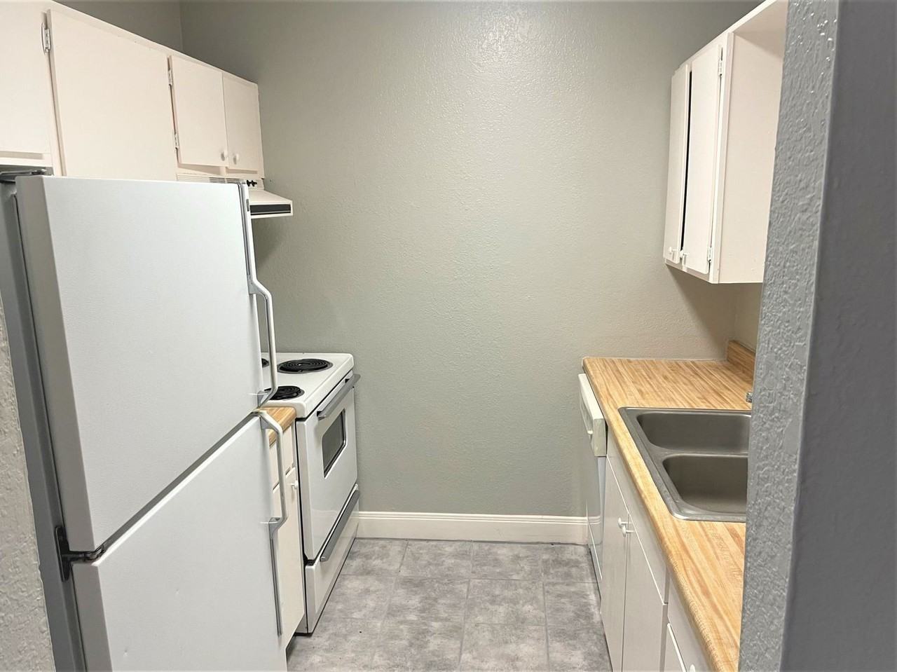 Oak Terrace Apartments - Photo 4 of 14