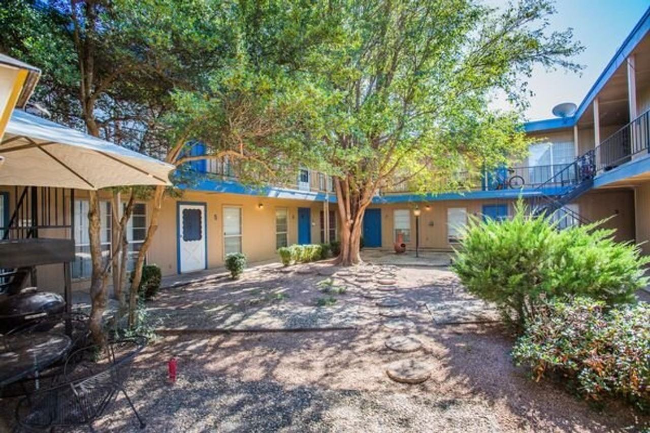 Oak Terrace Apartments - Photo 6 of 14