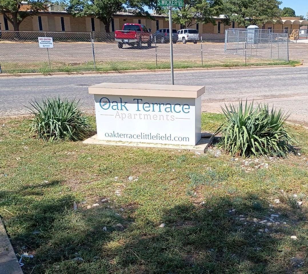 Oak Terrace Apartments - Photo 7 of 14