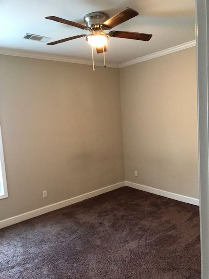 2203 Forest Lake Dr - Photo 4 of 13