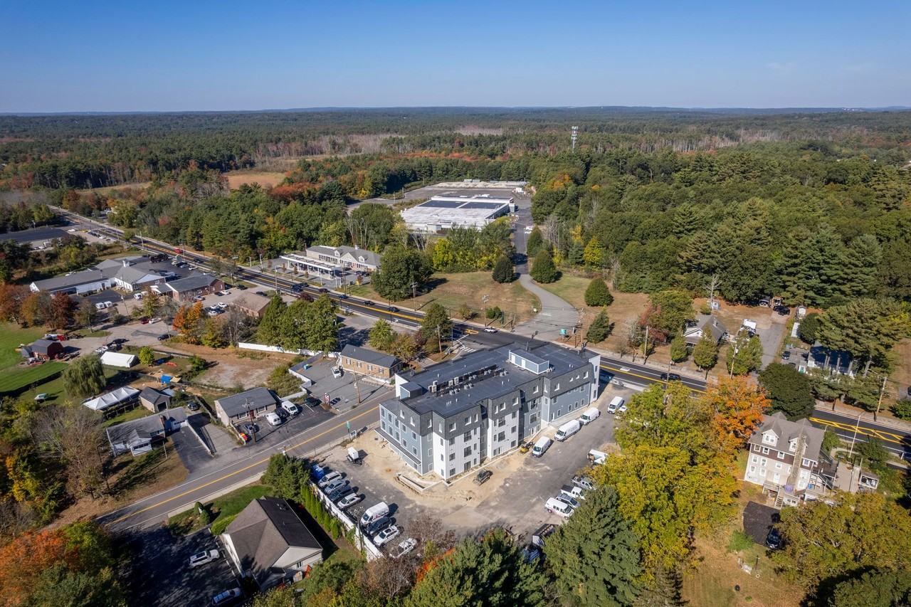 1060 Main Street - Photo 5 of 10