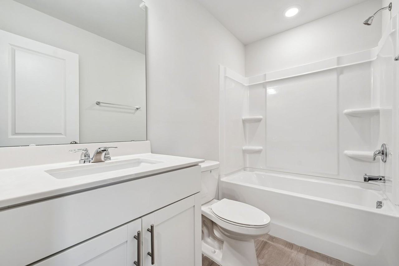 4009 Silver Oak Ln - Photo 4 of 22