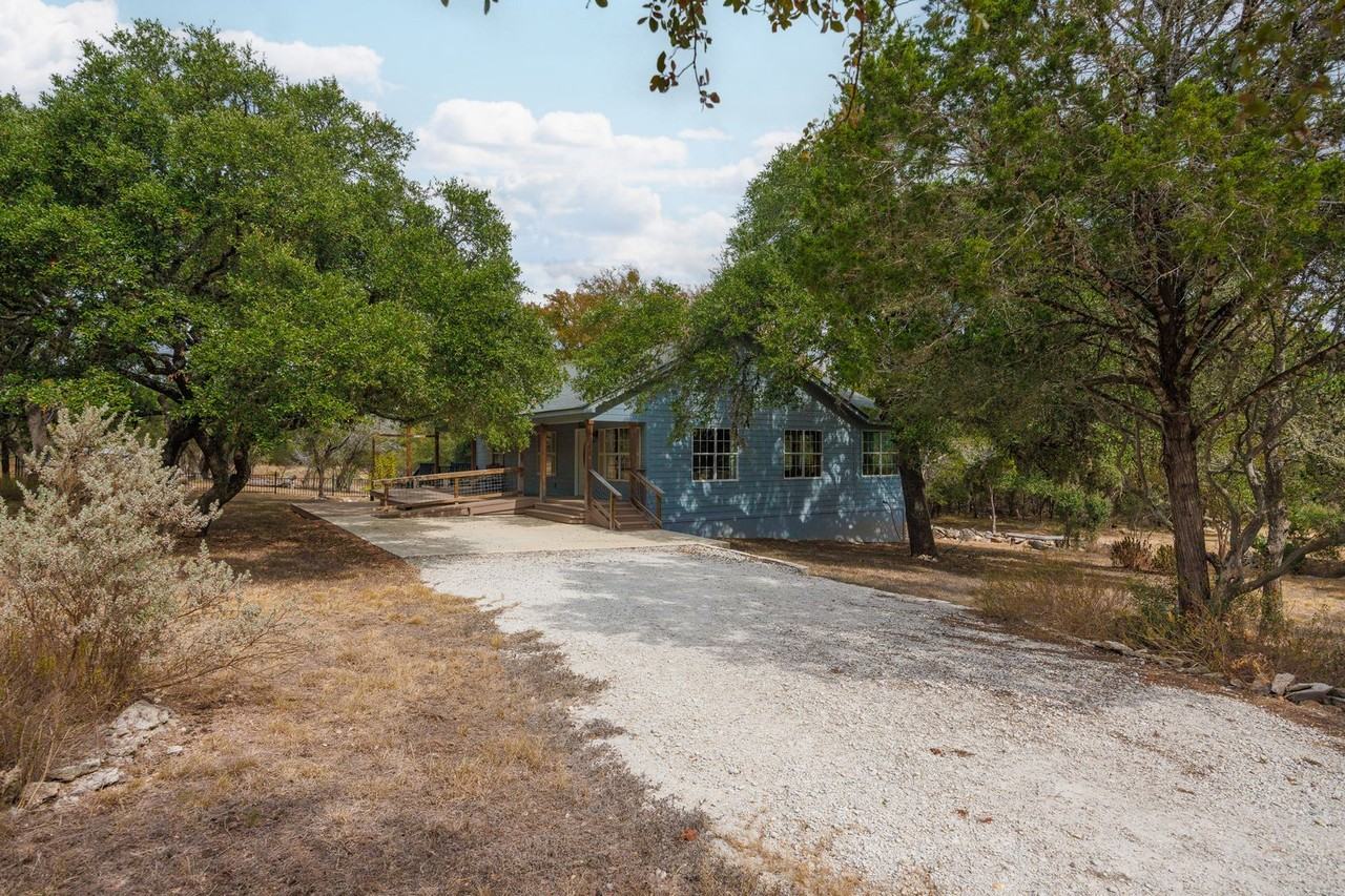 287 Eden Ranch Dr - Photo 2 of 24