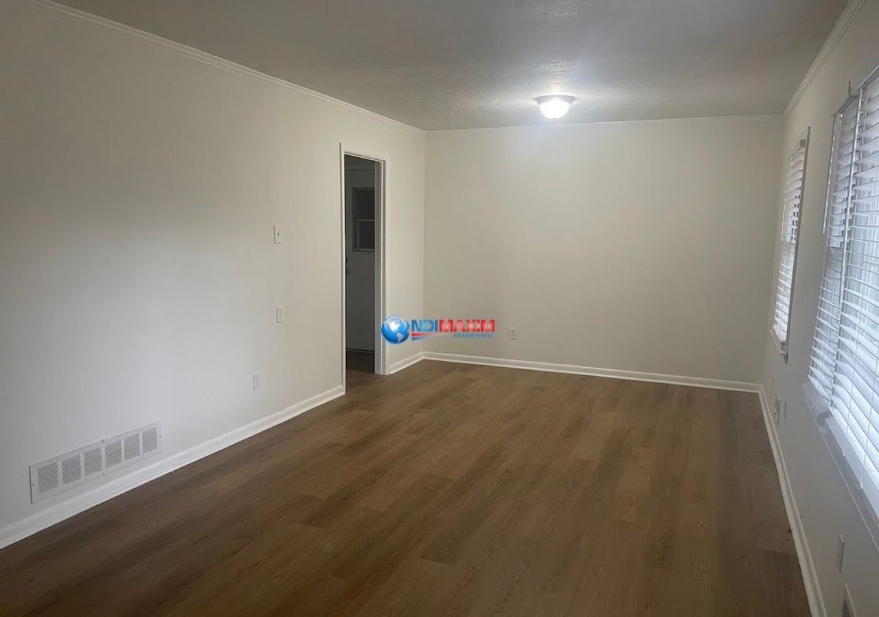 239 Andrea Circle Northwest - Photo 2 of 19