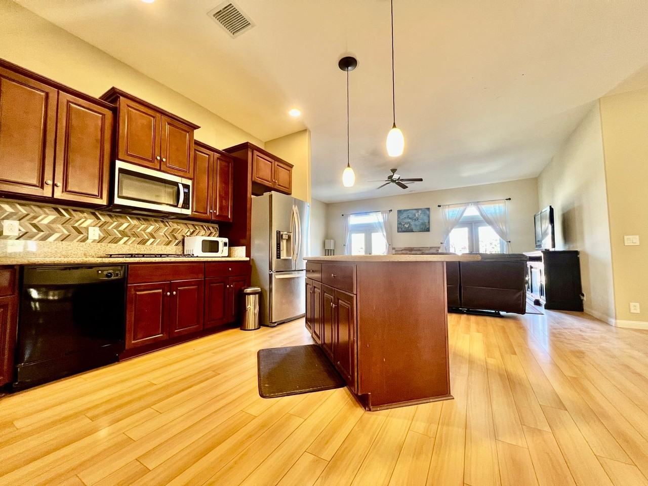 72400 Cactus Drive - Photo 4 of 35