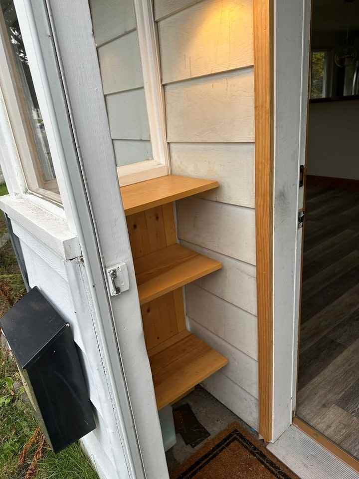 2680 Lovejoy Dr - Photo 2 of 24