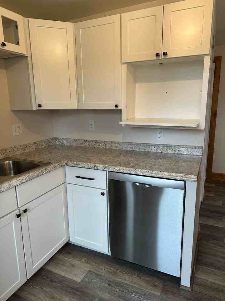 2680 Lovejoy Dr - Photo 6 of 24