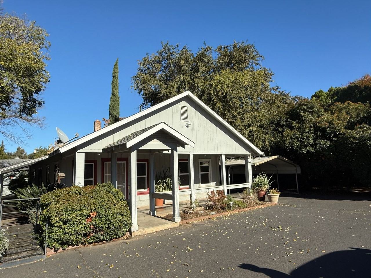 1570 Nord Avenue - Photo 3 of 30