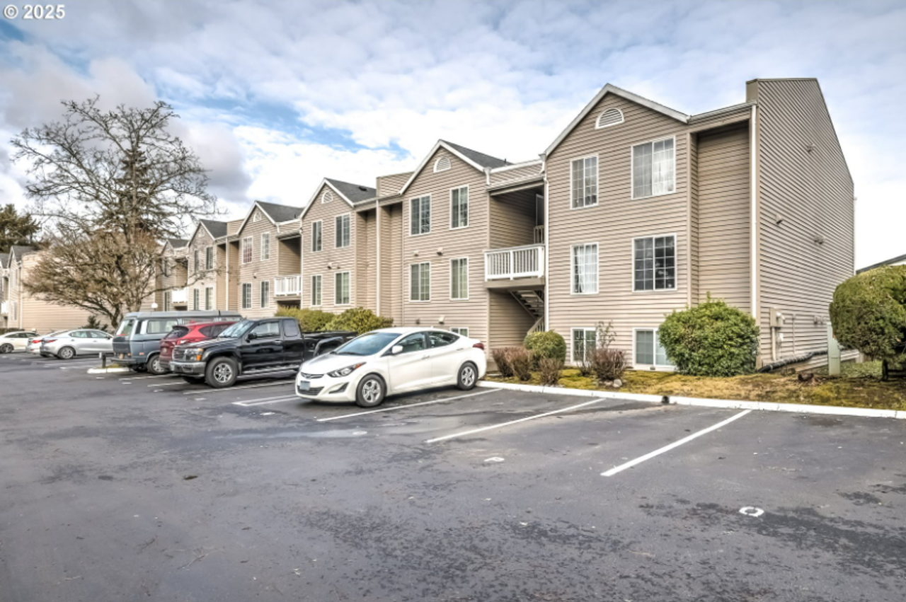 6150 Southwest Alice Lane - Photo 3 of 26