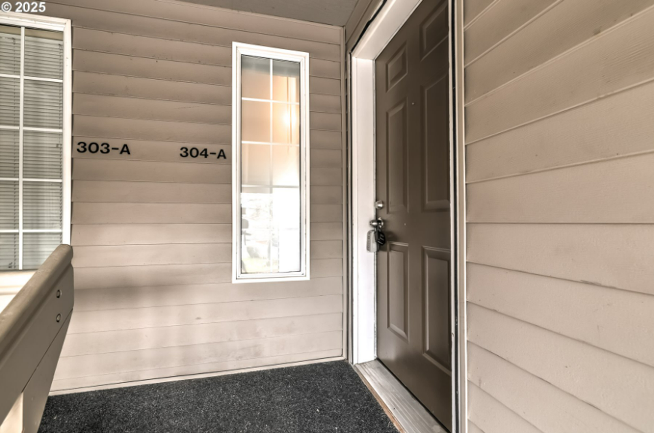 6150 Southwest Alice Lane - Photo 4 of 26