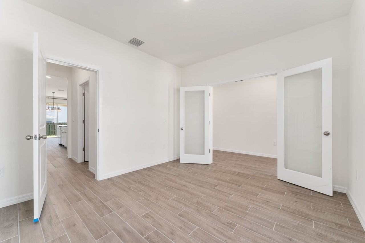 1386 Nw 132nd Cir - Photo 6 of 50