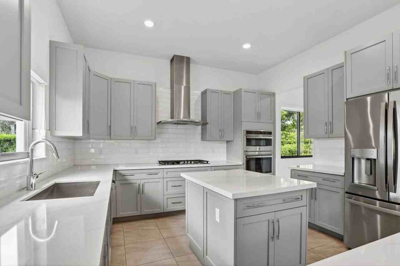 10990 Oceano Way - Photo 7 of 30