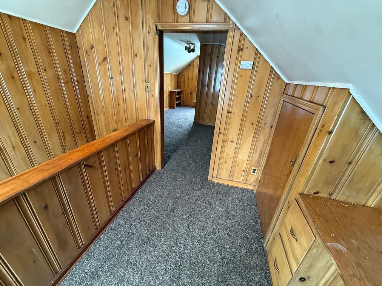 14658 Agnes Avenue - Photo 4 of 9