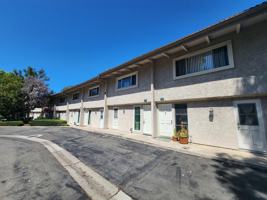featured image of 23821 Hillhurst Dr #17