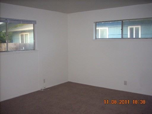 1851 60th Ave - Photo 2 of 9