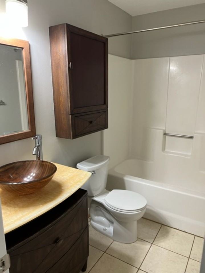4801 Secure Ct - Photo 7 of 15