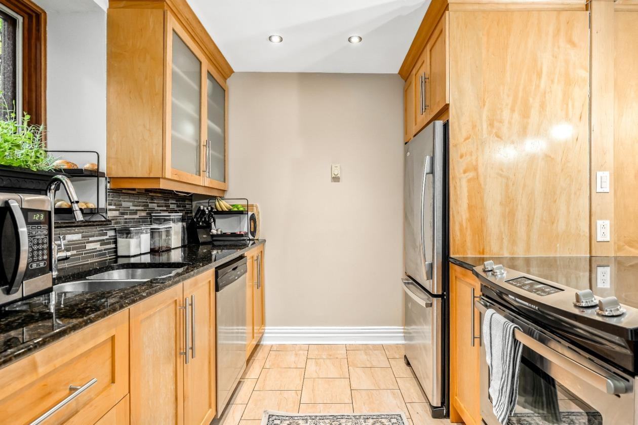 1507 Avenue Argyle - Photo 7 of 12