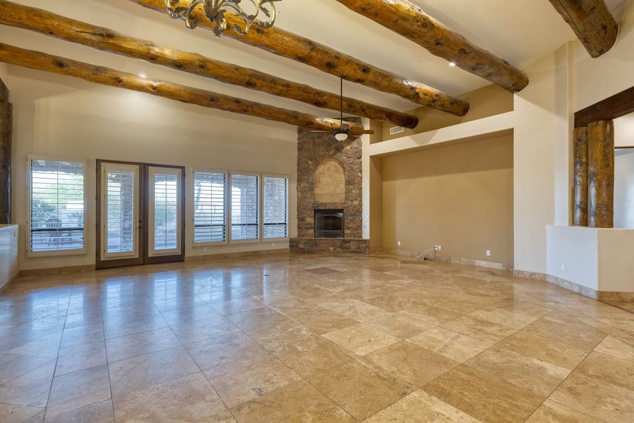 27115 N 137th St - Photo 5 of 25