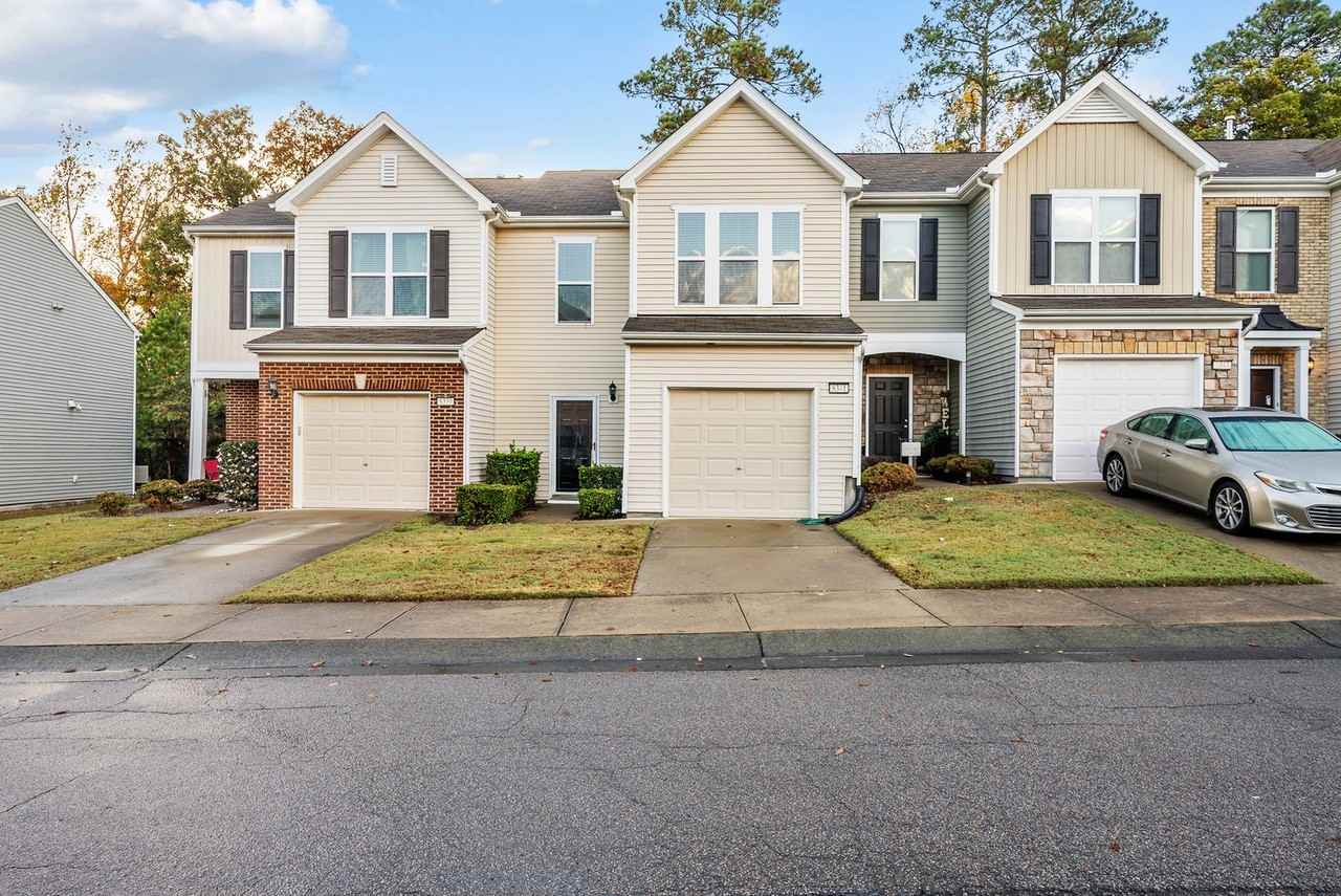 8341 Hollister Hills Dr - Photo 2 of 30