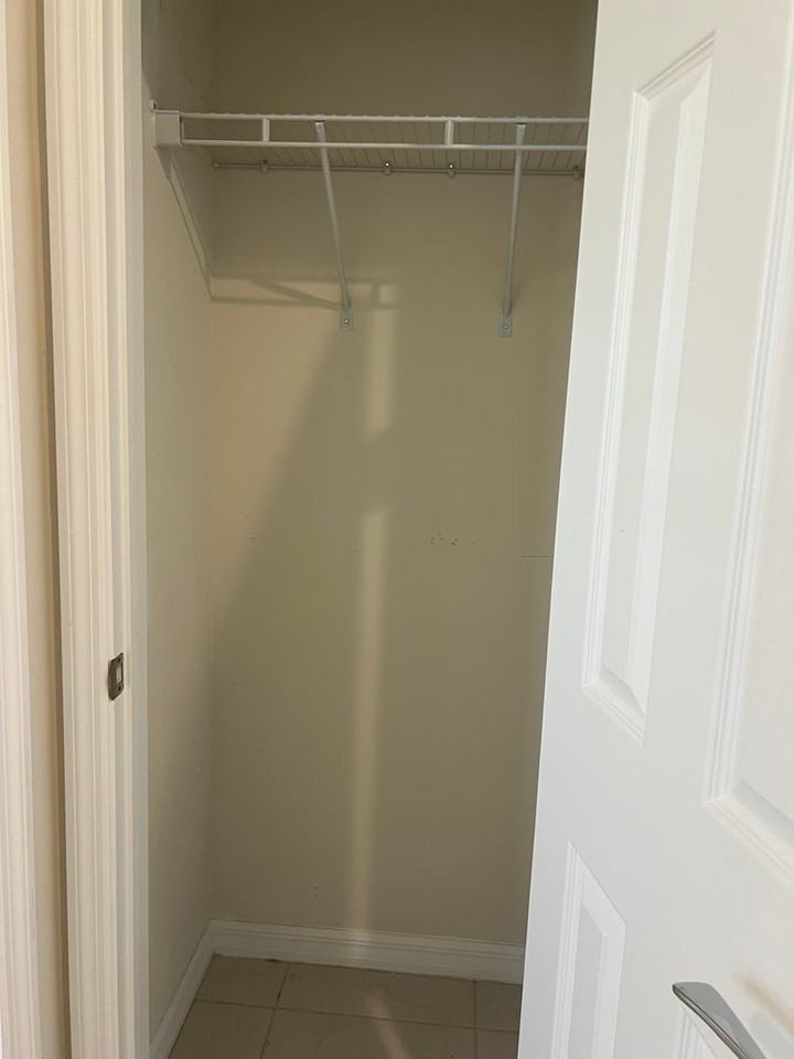 13565 Piero St - Photo 4 of 50