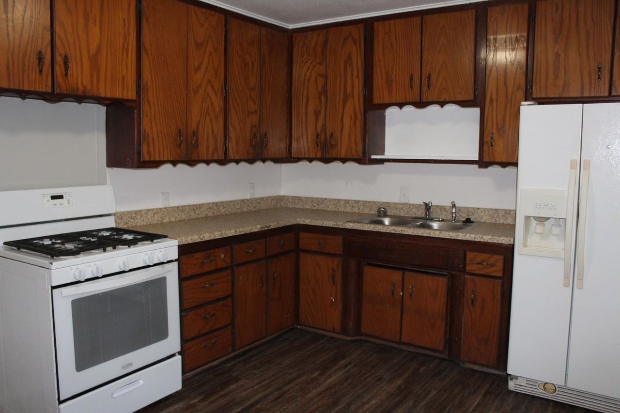 3508 Woodside Dr - Photo 6 of 21