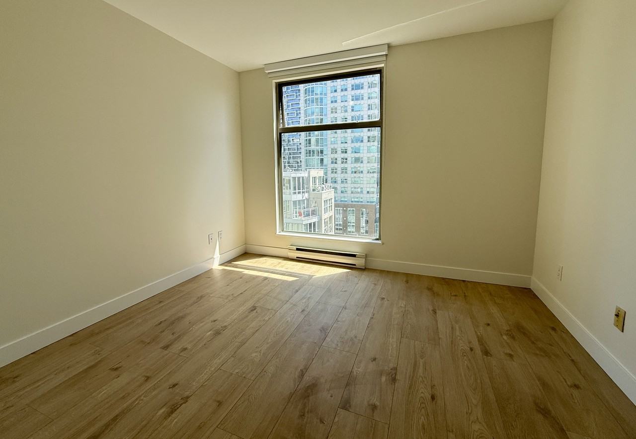 990 Beach Avenue #903 - Photo 5 of 22