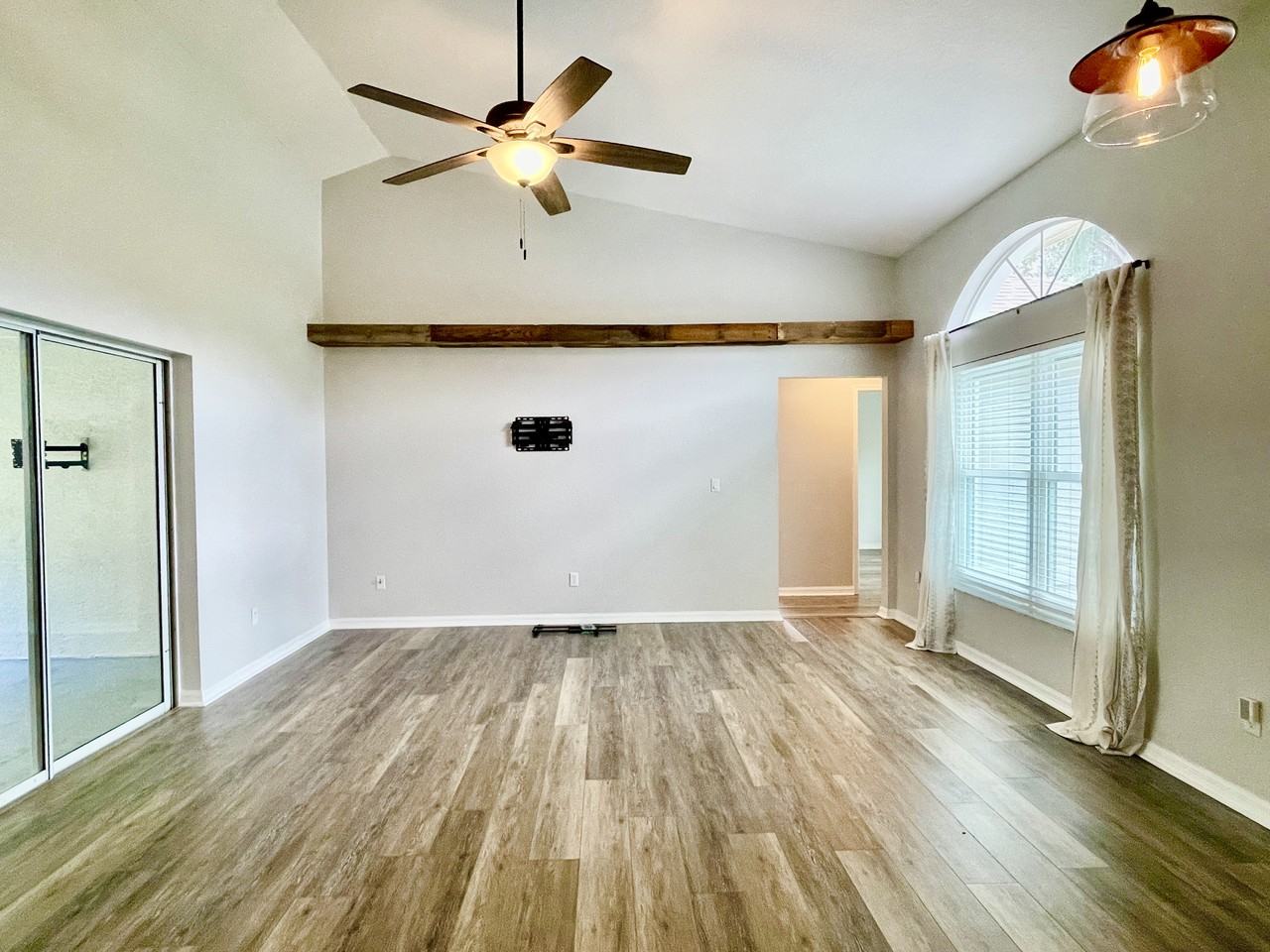 705 Sunburst Cove Lane - Photo 7 of 22