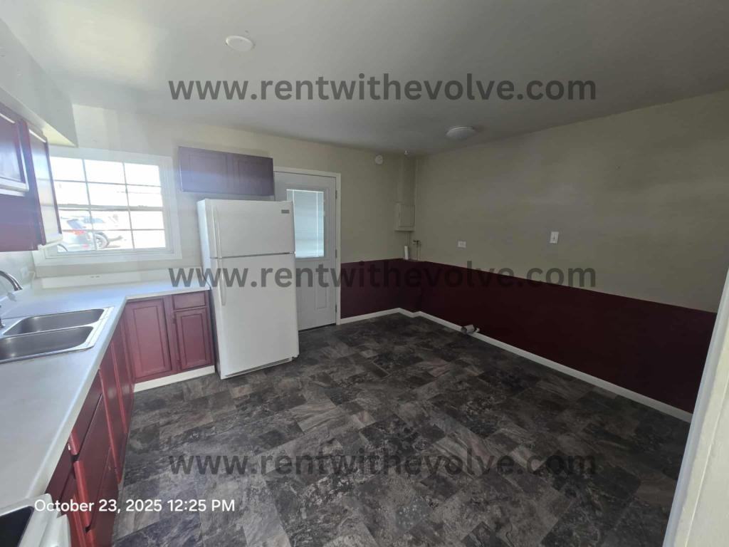 610 E Dunn Ave - Photo 7 of 8