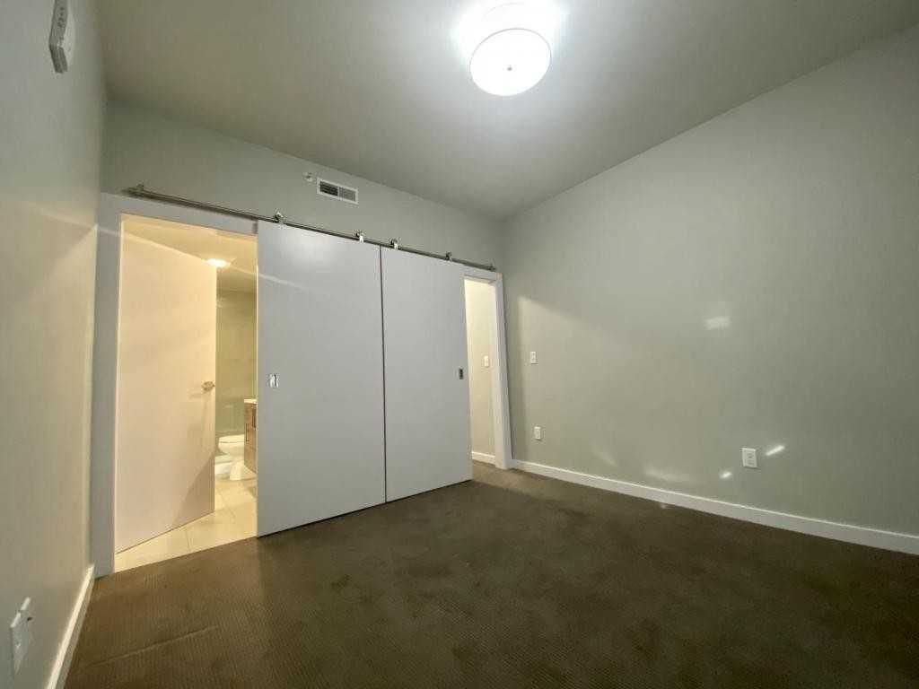 476 Enterprise Boulevard - Photo 6 of 13