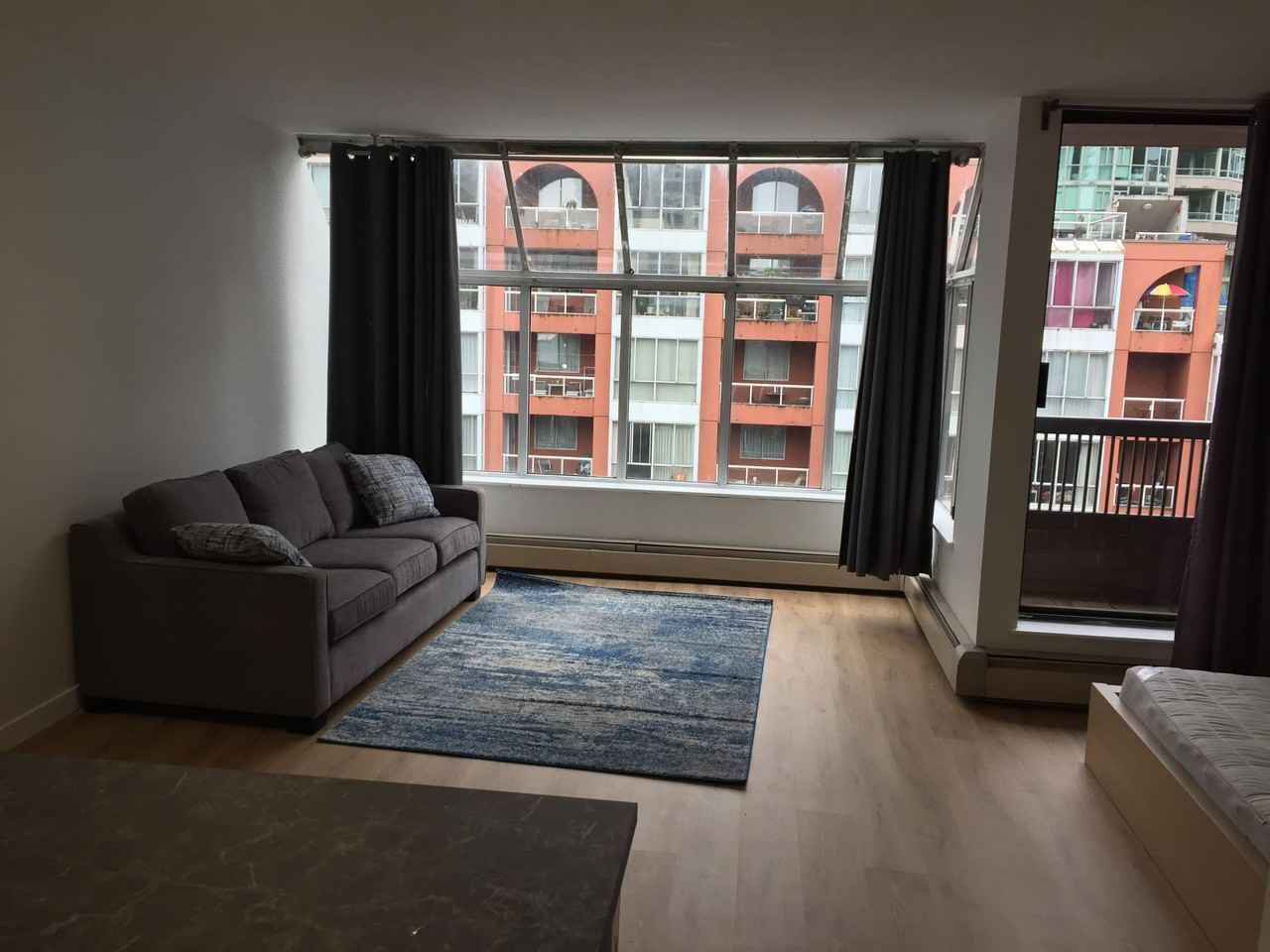 1333 Hornby Street - Photo 2 of 8