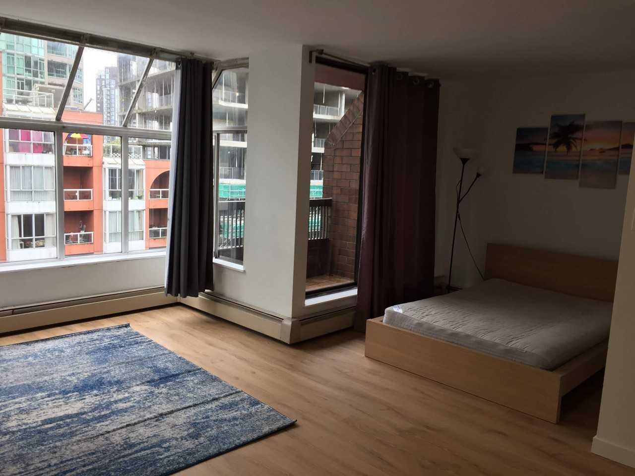 1333 Hornby Street - Photo 3 of 8