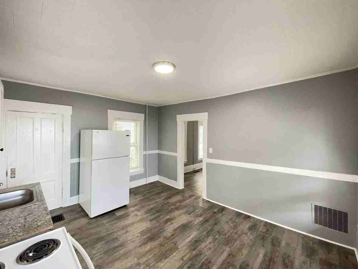 421 Spruce Street #1 - Photo 3 of 10