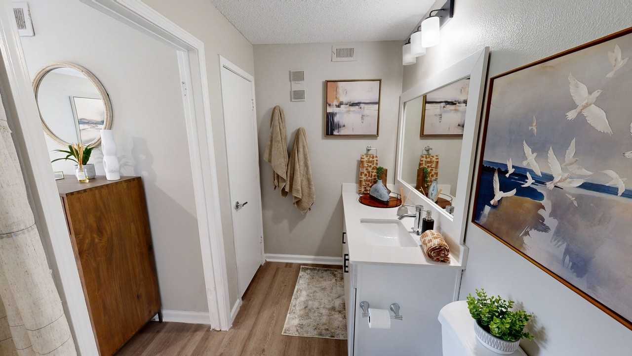 1250 West Apartments - Photo 7 of 50